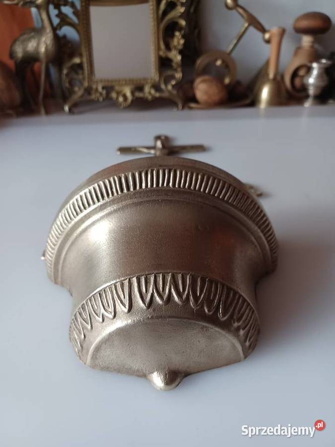 Piękna duża kropielnica mosiężna