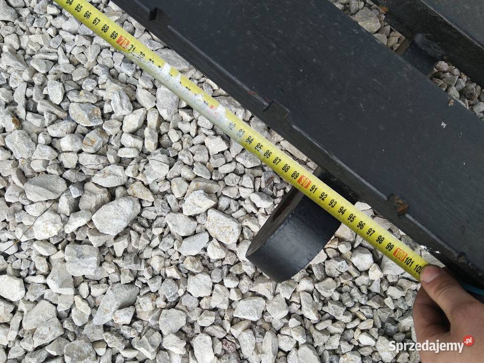 Widły i karetka 40 114 96 Części do maszyn budowlanych Kielce