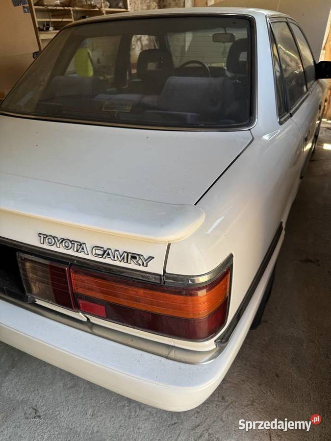 Japoński Klasyk Toyota Camry 20 GLI Chrząchówek