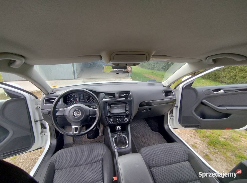 Volkswagen Jetta 16 TDI 173 garażowany Wyręby