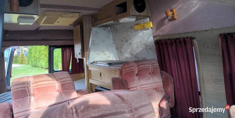 chevrolet G20 kamper RV B class z californii Piotrków Trybunalski