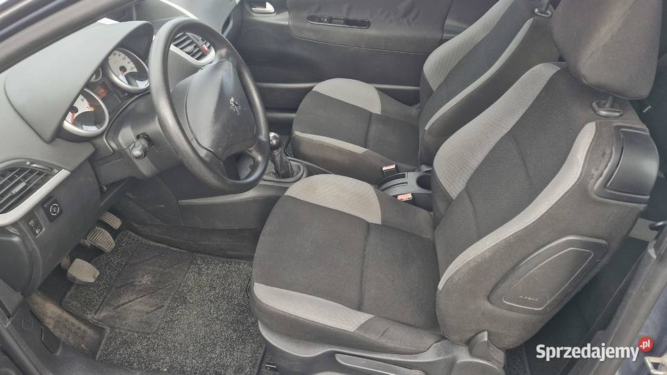 PEUGEOT 207 14 BENZYNA LPG garażowany