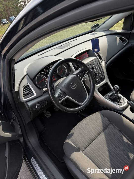 Opel astra 2010r 16 benzyna Astra