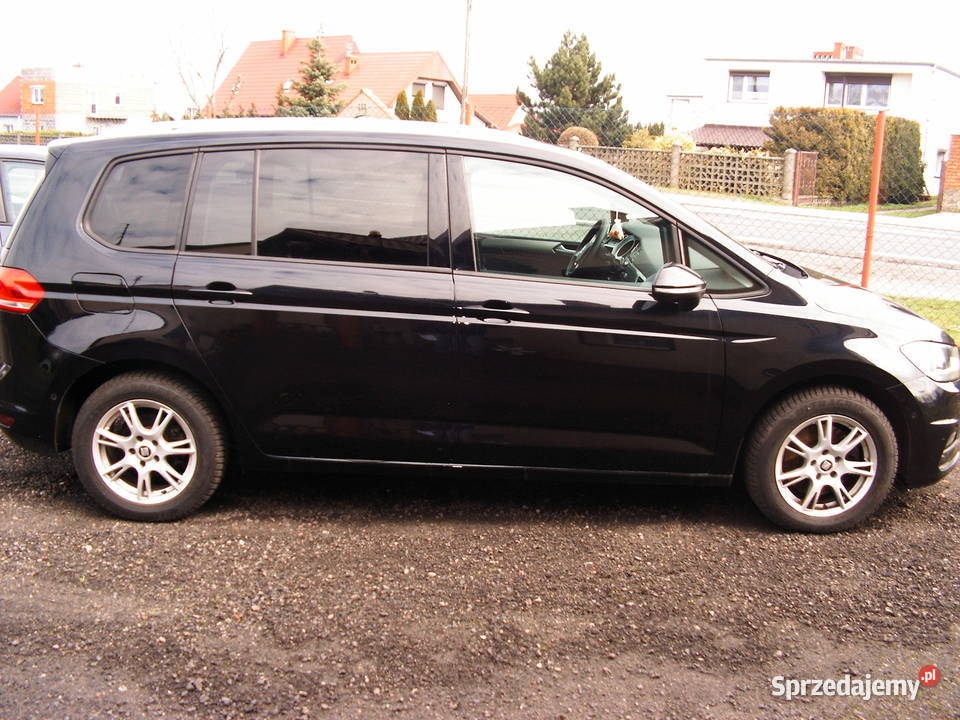 Volkswagen Touran 20 TDI 2019 r 2000cm3 wielkopolskie