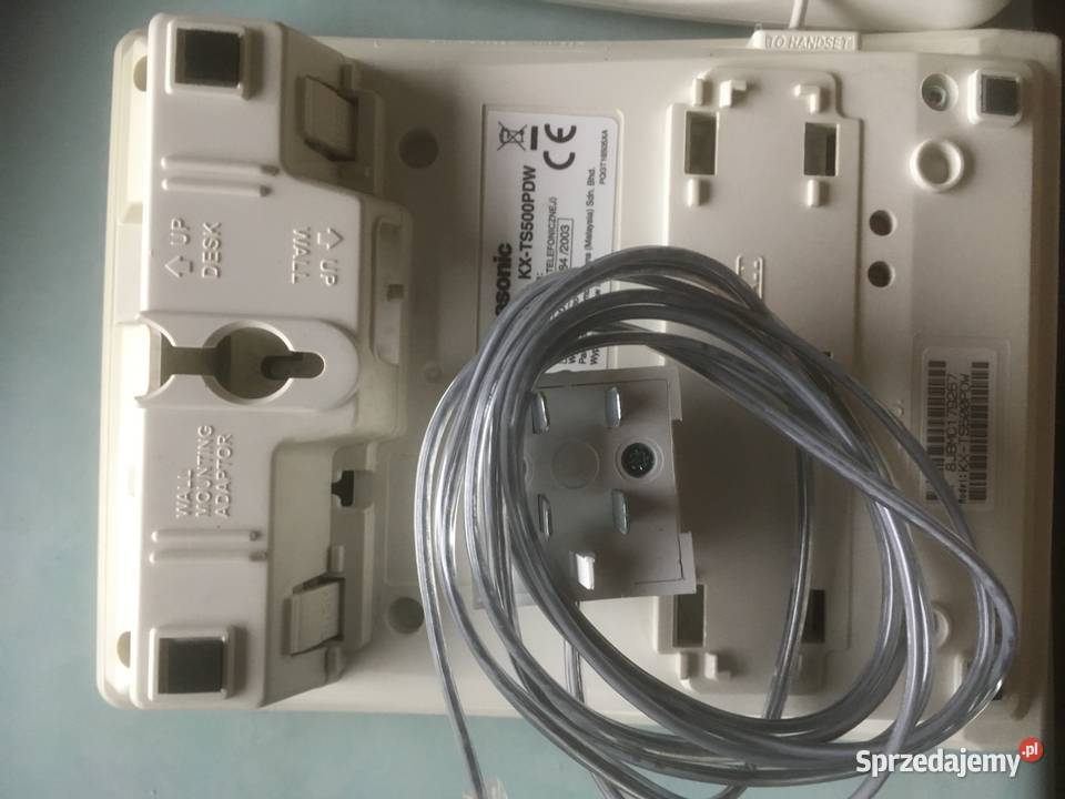 Niezawodny telefon Panasonic KXTS500TDW z kablem