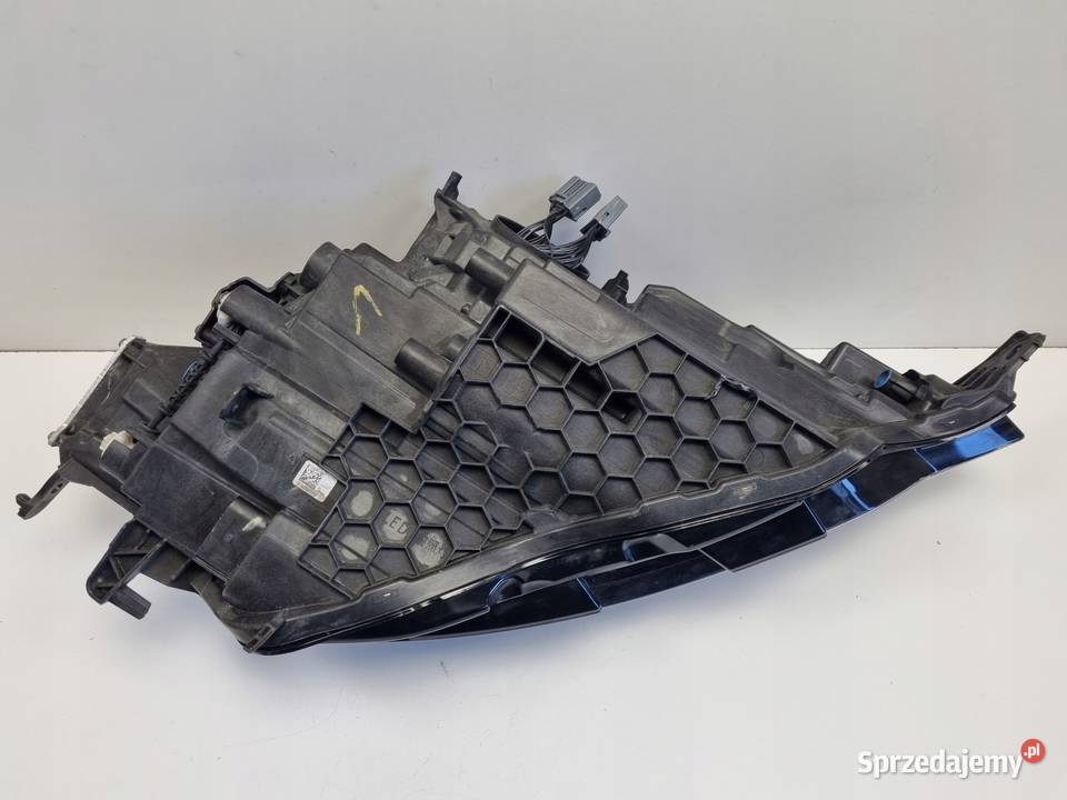 LAMPA LEWA Volvo V60 II S60 III PRZEDNIA LEWY