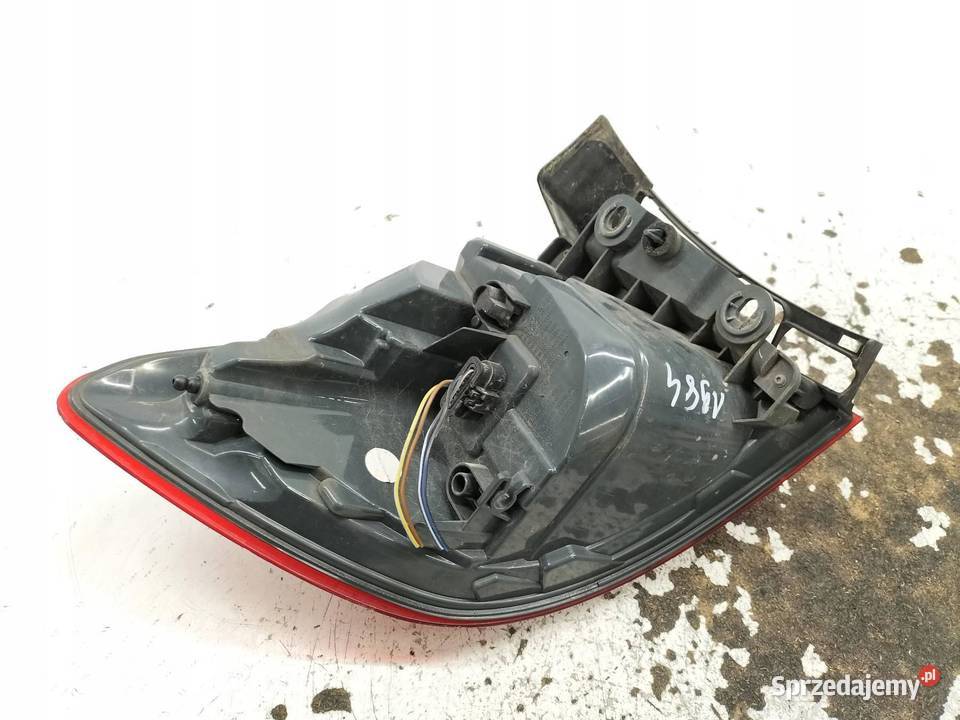 LAMPA TYŁ PRAWA KOMBI TOURING H4737221006 Bmw