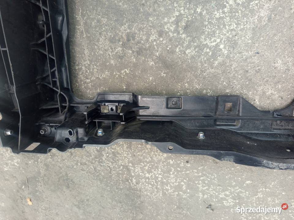 Pas przedni wzmocnienie passat b8 orginalny osobowe Rzeszów