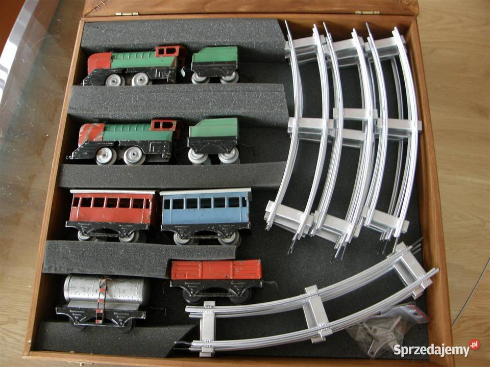 Dwa zestawy IGRA Dodatkowa lokomotywa FILM