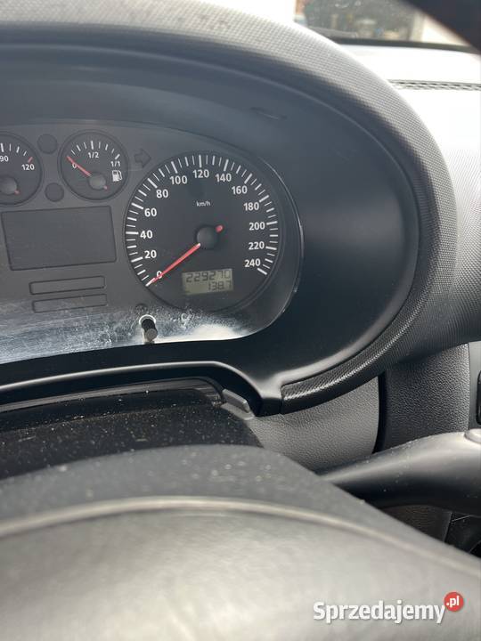 Seat Leon benzyna hak Samochody osobowe