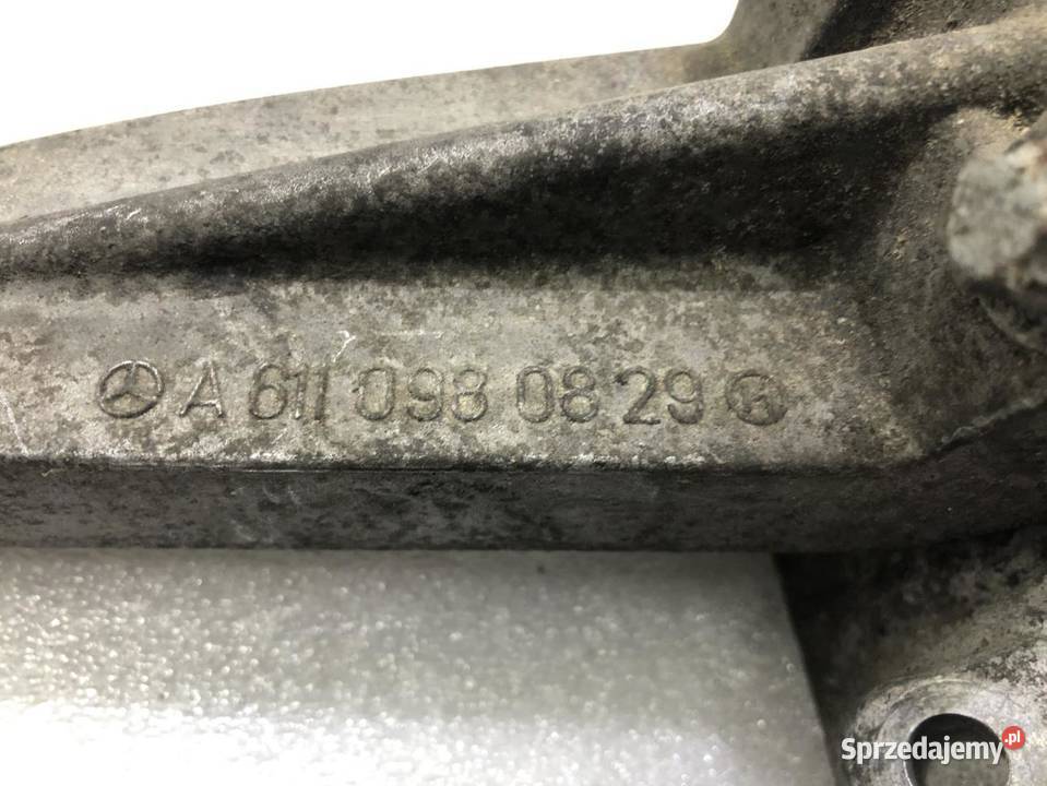 ŁAPA WSPORNIK SILNIKA MERCEDES SPRINTER W903 22