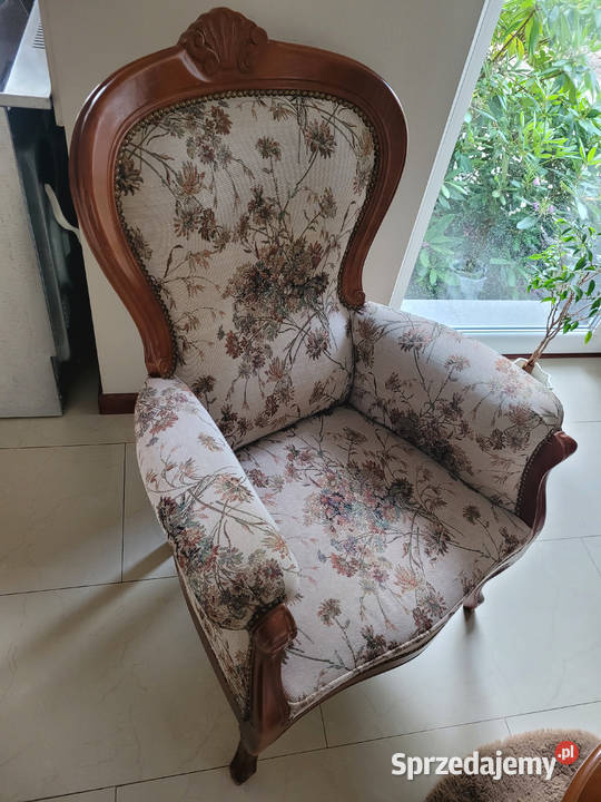Komplet mebli Ludwik sofa dwa fotele stolik