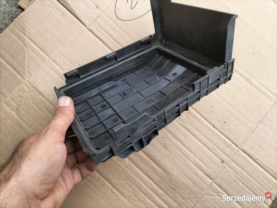 AUDI VW SKODA SEAT 1K0937132F POKRYWA SKRZYNKI Pozostałe Kamień-Kolonia