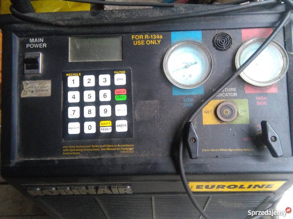 Stacja obsługi klimatyzacji samochodowej