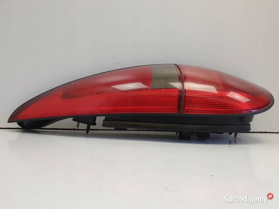 Renault Laguna I KOMBI LIFT TYLNA LAMPA LEWA TYŁ Janów