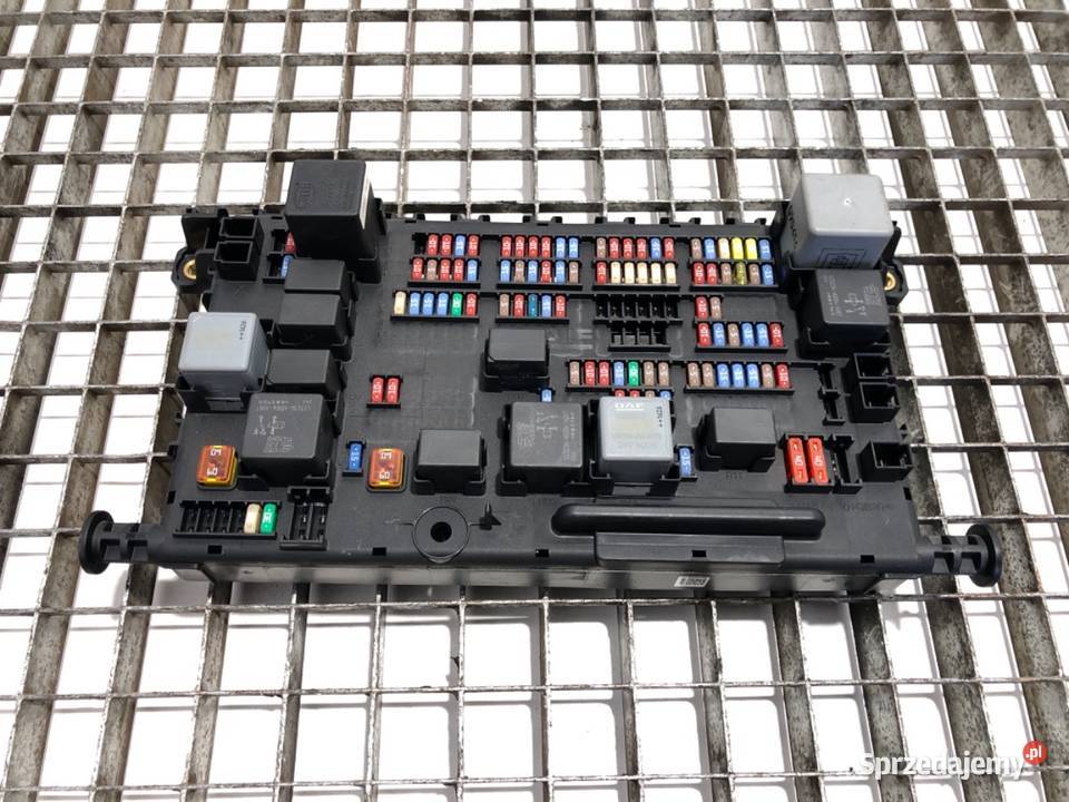 SKRZYNKA BEZPIECZNIKÓW DAF XF 1925270 Ciągnik podkarpackie sprzedam