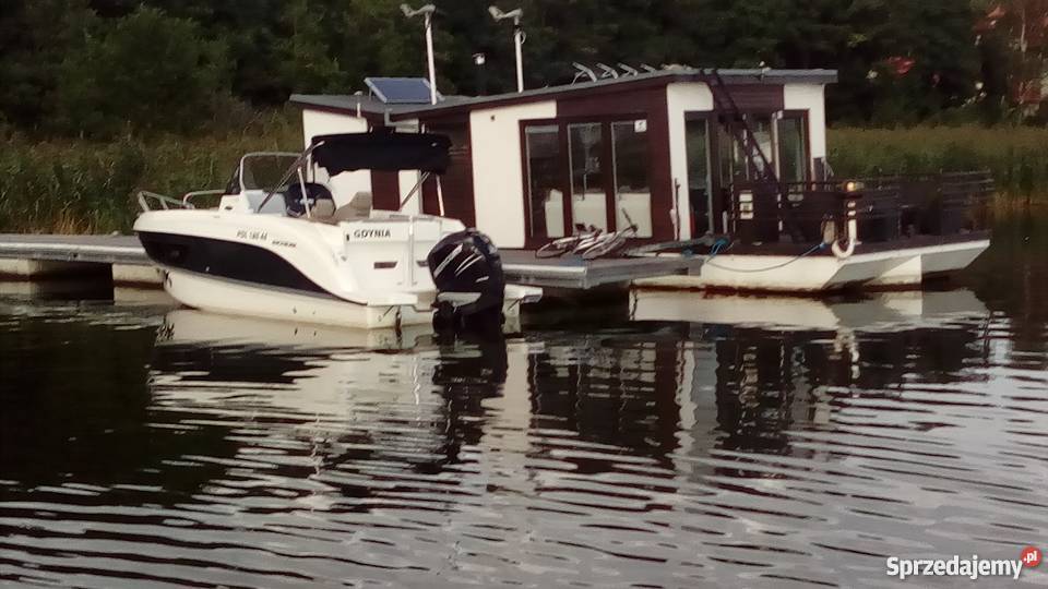 Domek na wodzie Sława