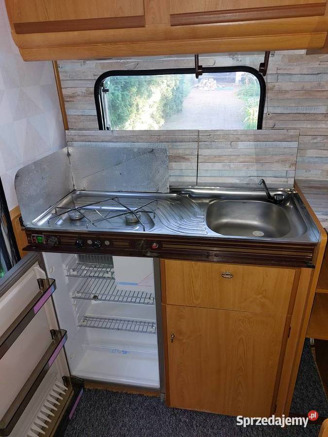 Przyczepa kempingowa Caravelair A204 zadbana 4