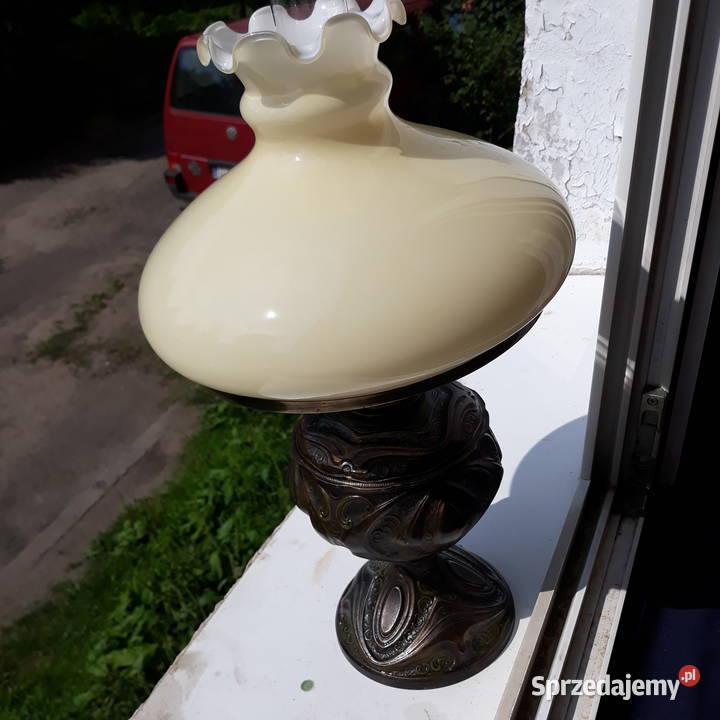 Sprawnastara lampa naftowacynowa