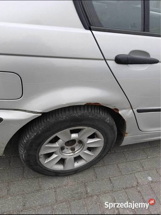 Bmw e46 Rok produkcji 2001 Chrząchówek