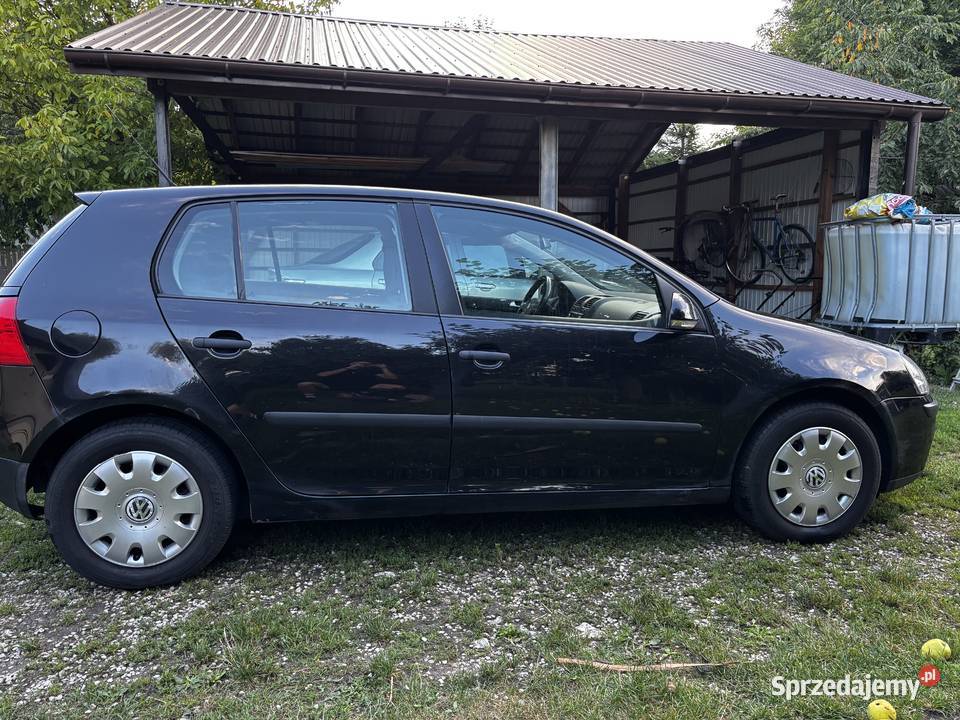 Volkswagen Golf V 19 TDI 90 niski przebieg Jędrzejów