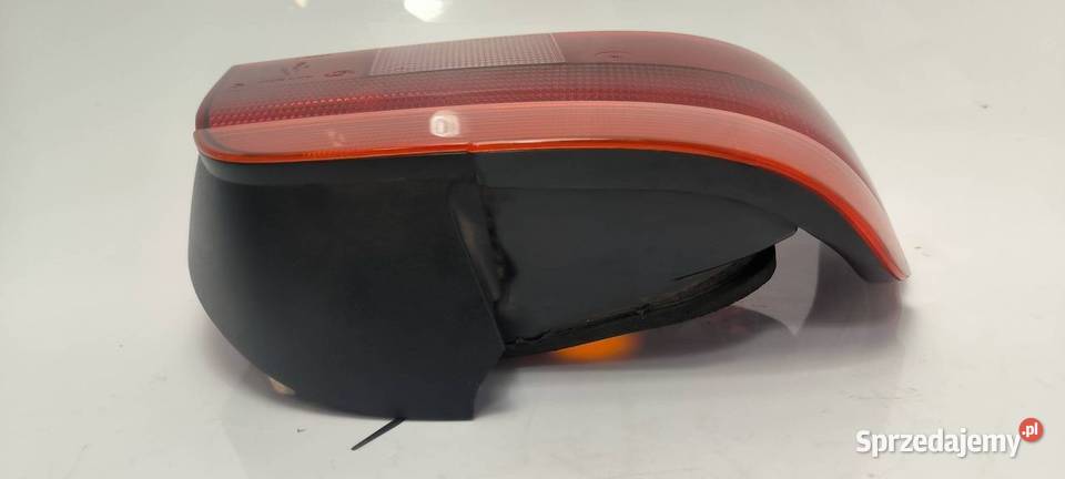 LAMPA LEWA TYŁ BMW 5 E39 8358031 osobowe