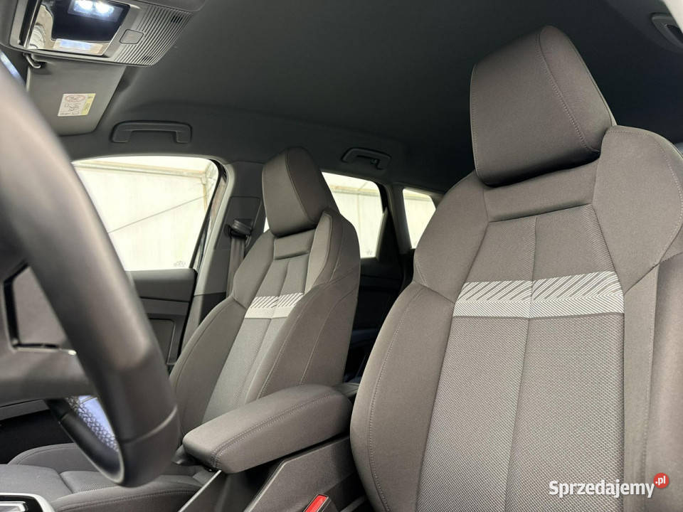 Audi Q4 Audi Q4 etron Advanced 40 00 40204 Salon automatyczna Warszawa