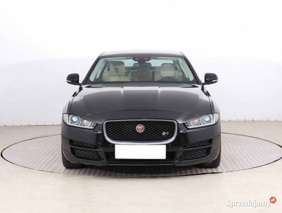 Jaguar XE 20d Piaseczno