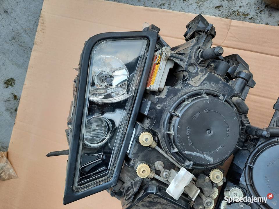 Lampa przód ksenon Volvo FH16 lampy przednie Staszów