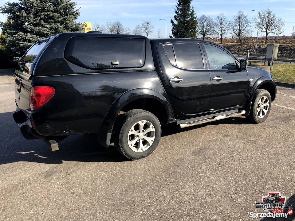 Mitsubishi L200 Zabudowa Hardtop 19 osobowe Karoseria Pasłęk
