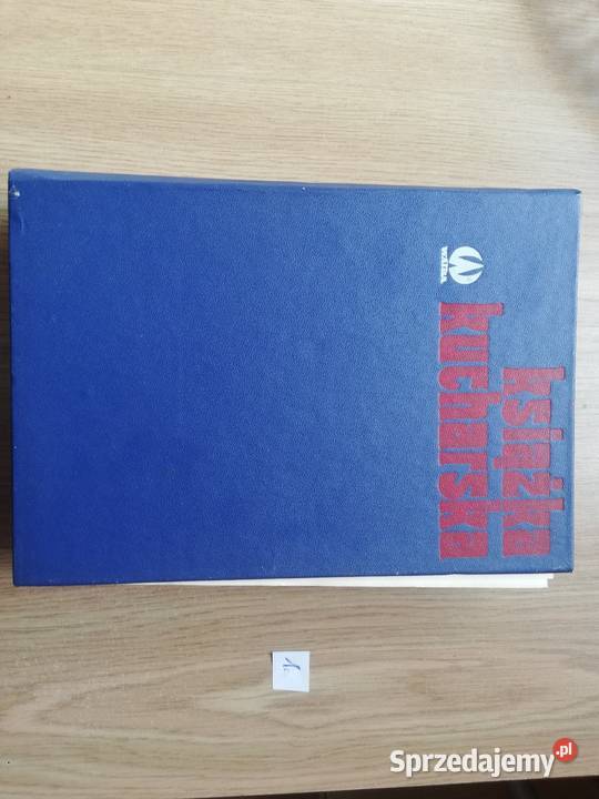 Książka Kucharska 1983r Warszawa sprzedam