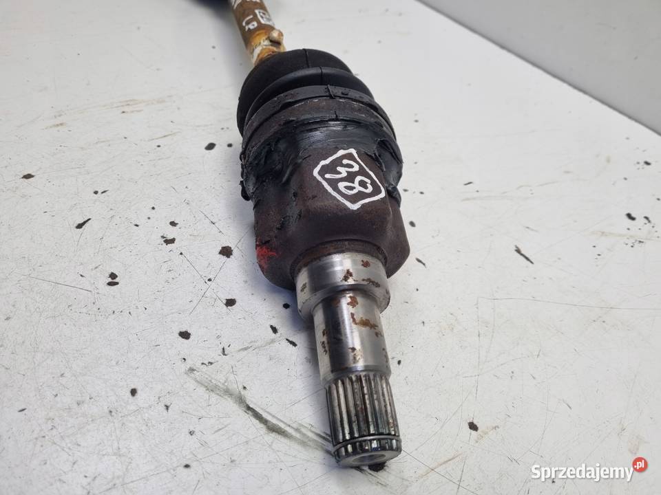 PÓŁOŚ Ford Fiesta Mk6 14 16V LEWA PRZEDNIA