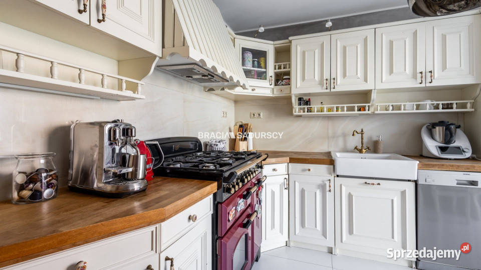 sprzedaży domu Myślenice 250m2 małopolskie sprzedam