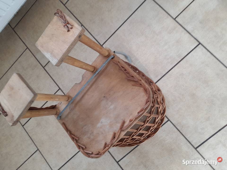 Sprzedam wiklinowy fotelik rowerowy