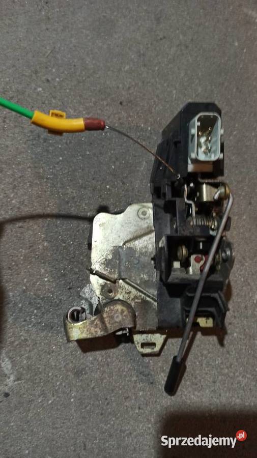 Zamek prawy tył Bmw e39 Europa osobowe podkarpackie sprzedam