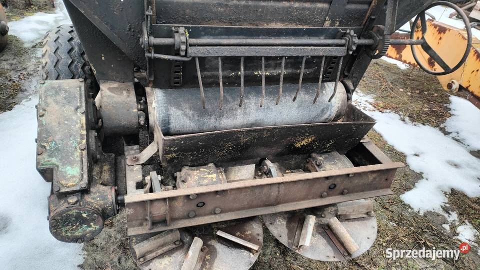 Sprzedam rozsiewacz rcw 3