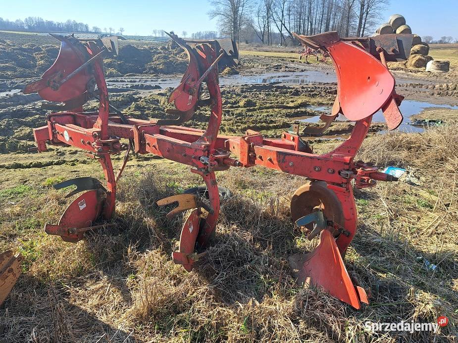 pług 4 kverneland obrotowy