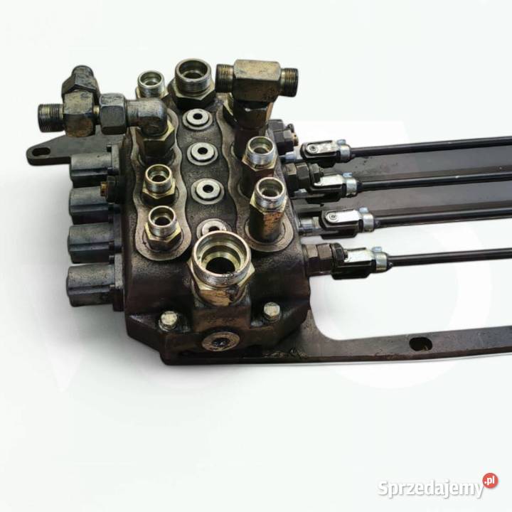 Rozdzielacz hydrauliczny 272894 Manitou MT 732 Wilkowo