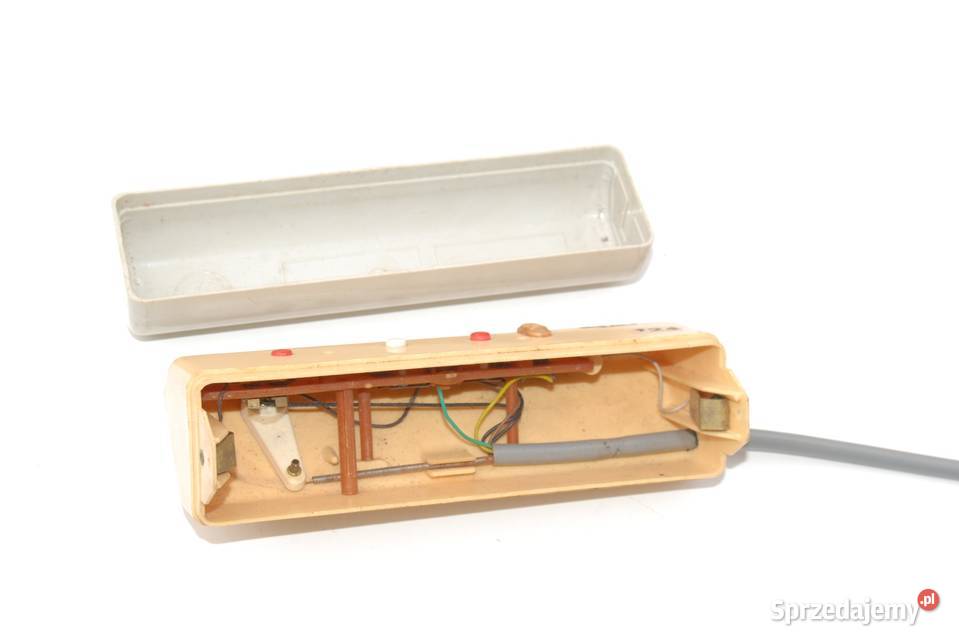 Stara zabawka samochód Piko Fiat 124 cupe na Cieszyn