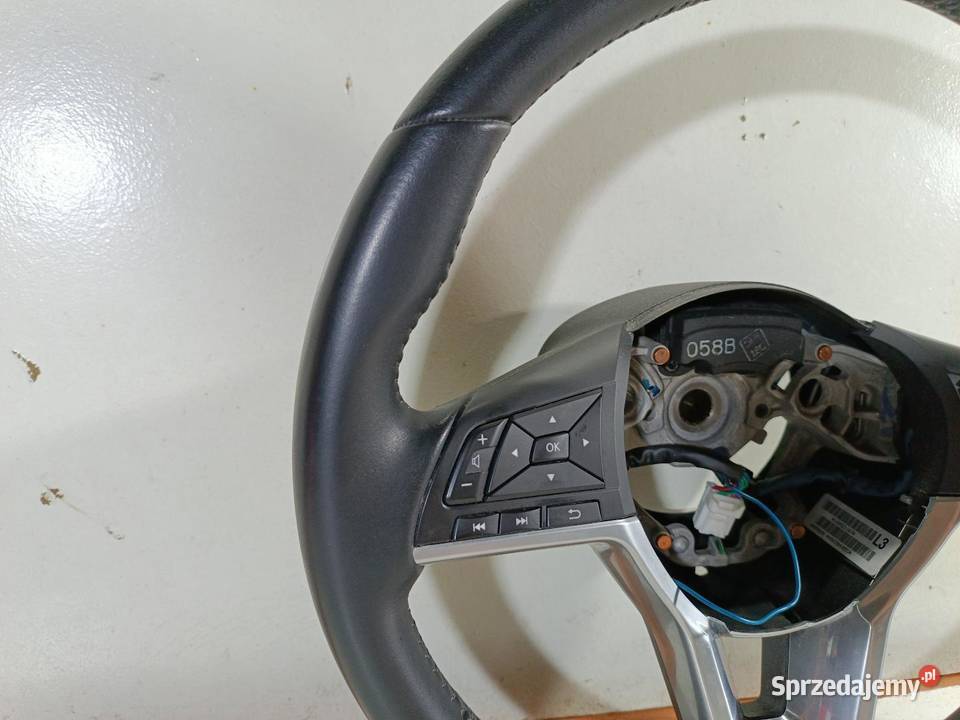KIEROWNICA NISSAN QASHQAI J11 LIFT osobowe Kierownice