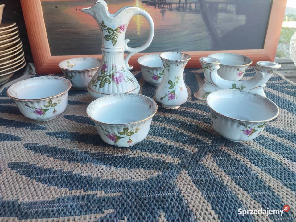 Porcelana Chodzież z czasów PRL Antyki Dulcza Wielka sprzedam
