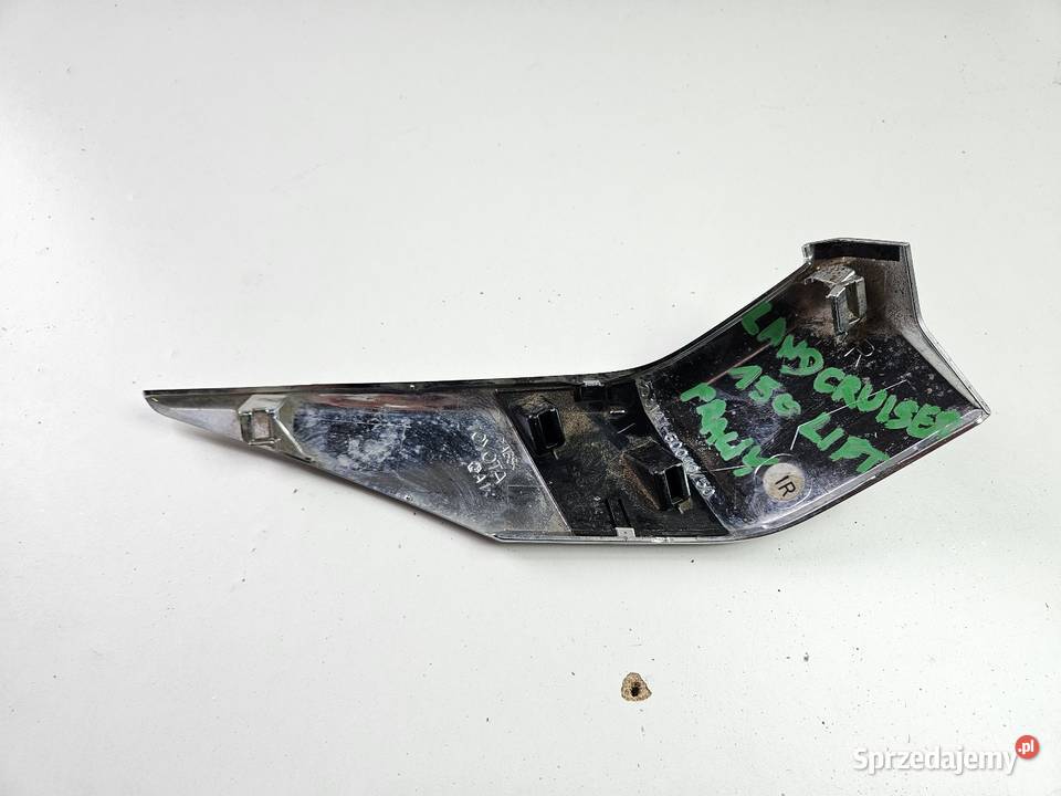 TOYOTA LAND CRUISER 150 LIFT LISTWA PRAWA CHROM osobowe Międzychód