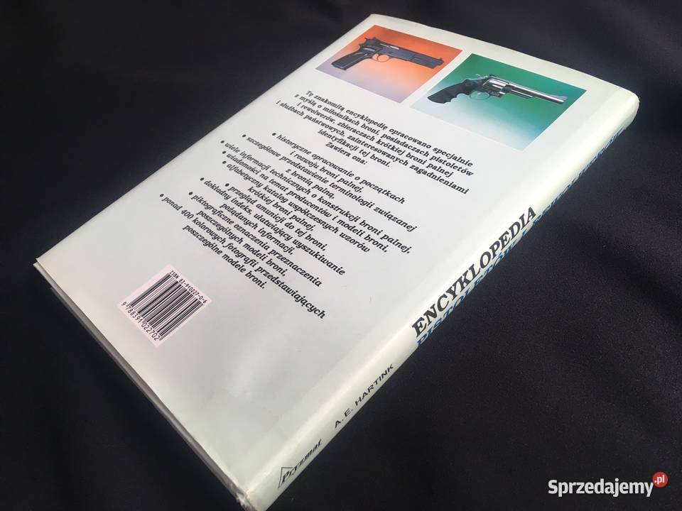Książka broń pistolet Encyklopedia Pistoletów i Kołobrzeg