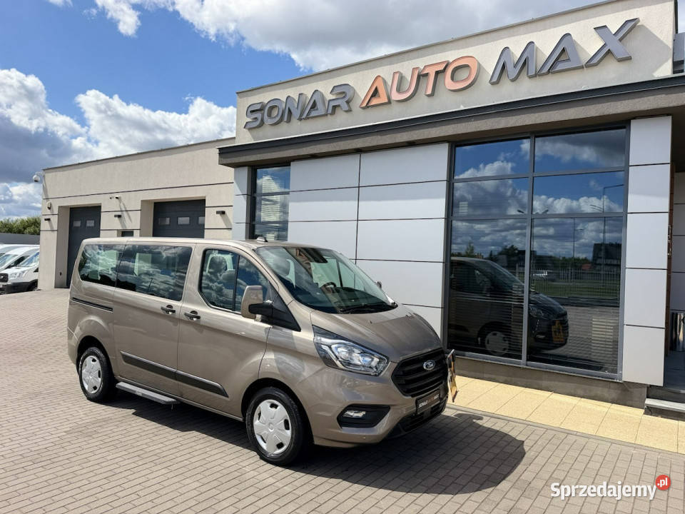 Ford Tourneo Custom 20TDCI 130 L1 9osobowy serwisowany w ASO Radom sprzedam