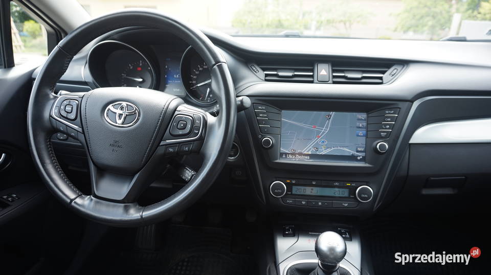 Toyota Avensis 2015r Salon POLSKA Bezwypakowy mazowieckie Płock