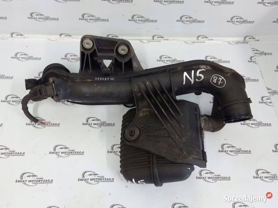 AUDI Q5 8R wąż rura powietrza 8K0145882 Kielce