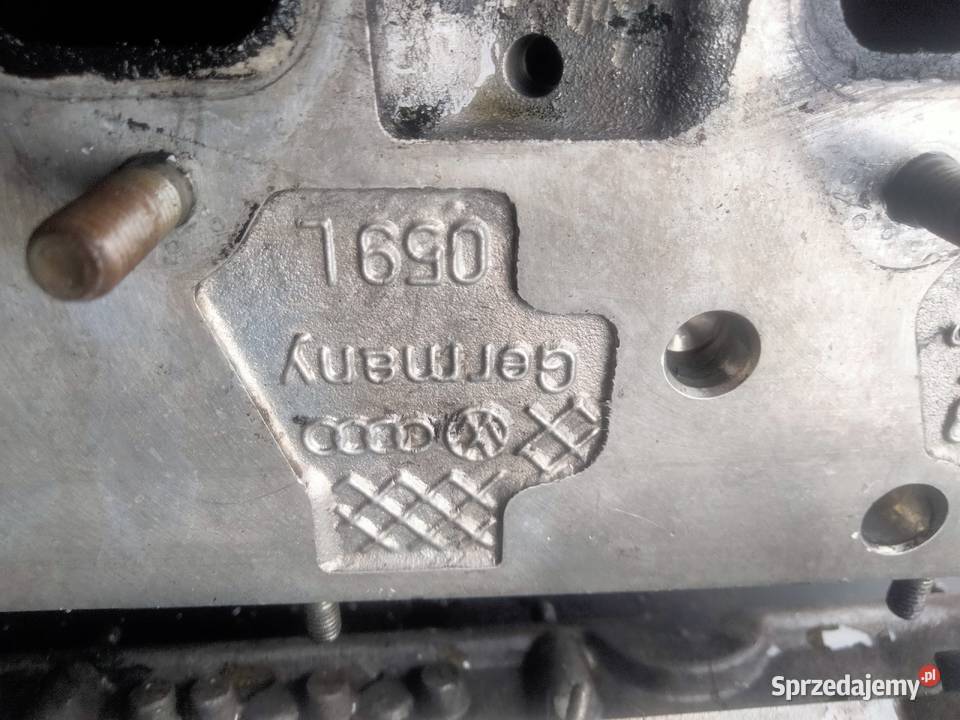 Głowice a4 b6 25 tdi v6 059L kujawsko-pomorskie Zławieś Wielka