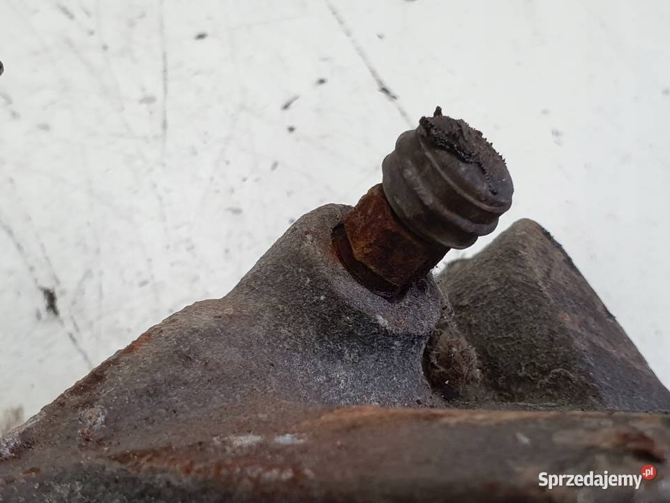 Nissan XTrail T30 PRZEDNI ZACISK HAMULCOWY lewy Zaciski i jarzma Rudka