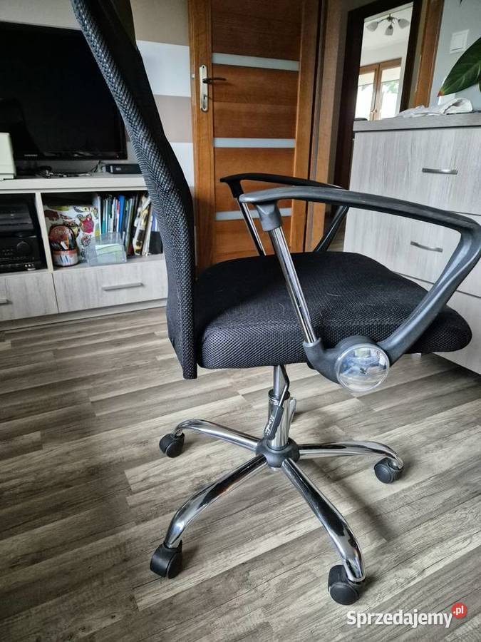 fotel obrotowy solidny Skubianka