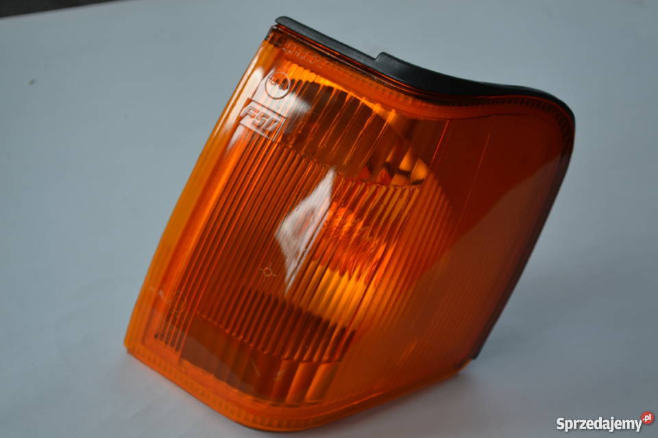 Kierunkowskaz przedni lewy pomar Polonez Caro osobowe Wiśniowa